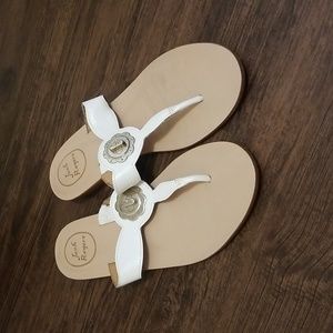 Jack Rogers White Larissa Thong Sandals Size 8.5